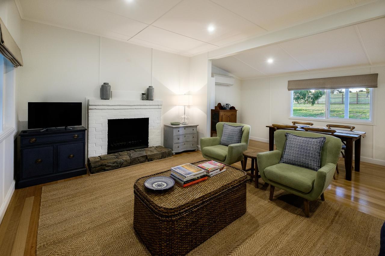 Hotel Goonoo Goonoo Station Tamworth Exterior foto The living room